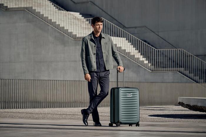 Victorinox Airox Advanced Medium Case — Storm