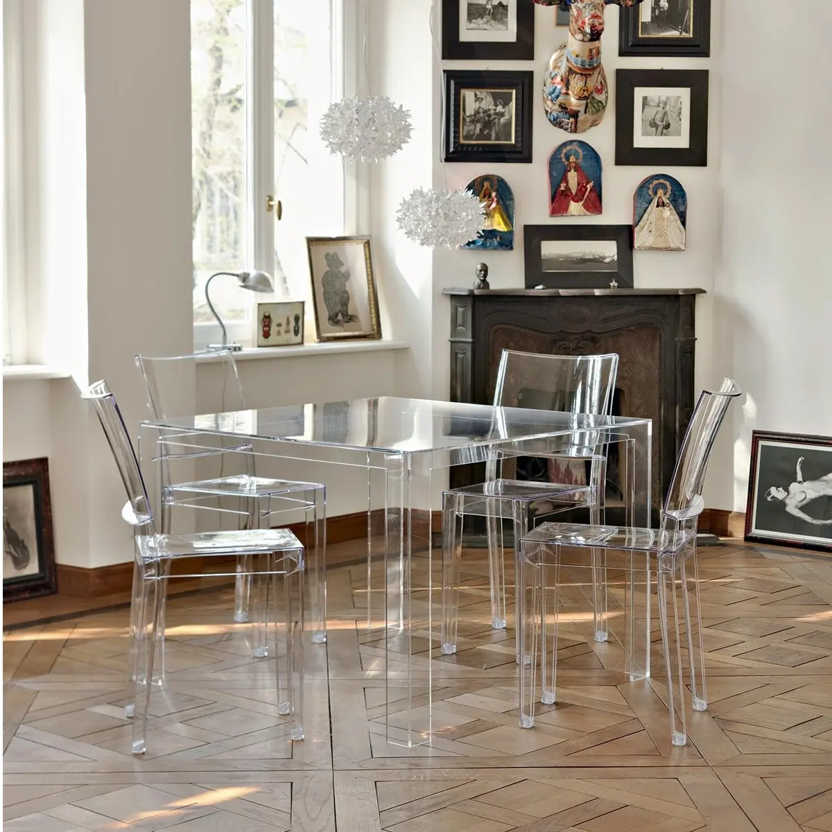 Mesa Invisible Table